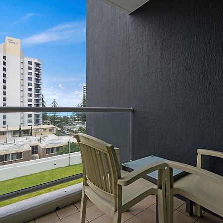 Legends Surfers Paradise Mid Week Madness Deal - Q Stay Gold Coast Bagian luar foto