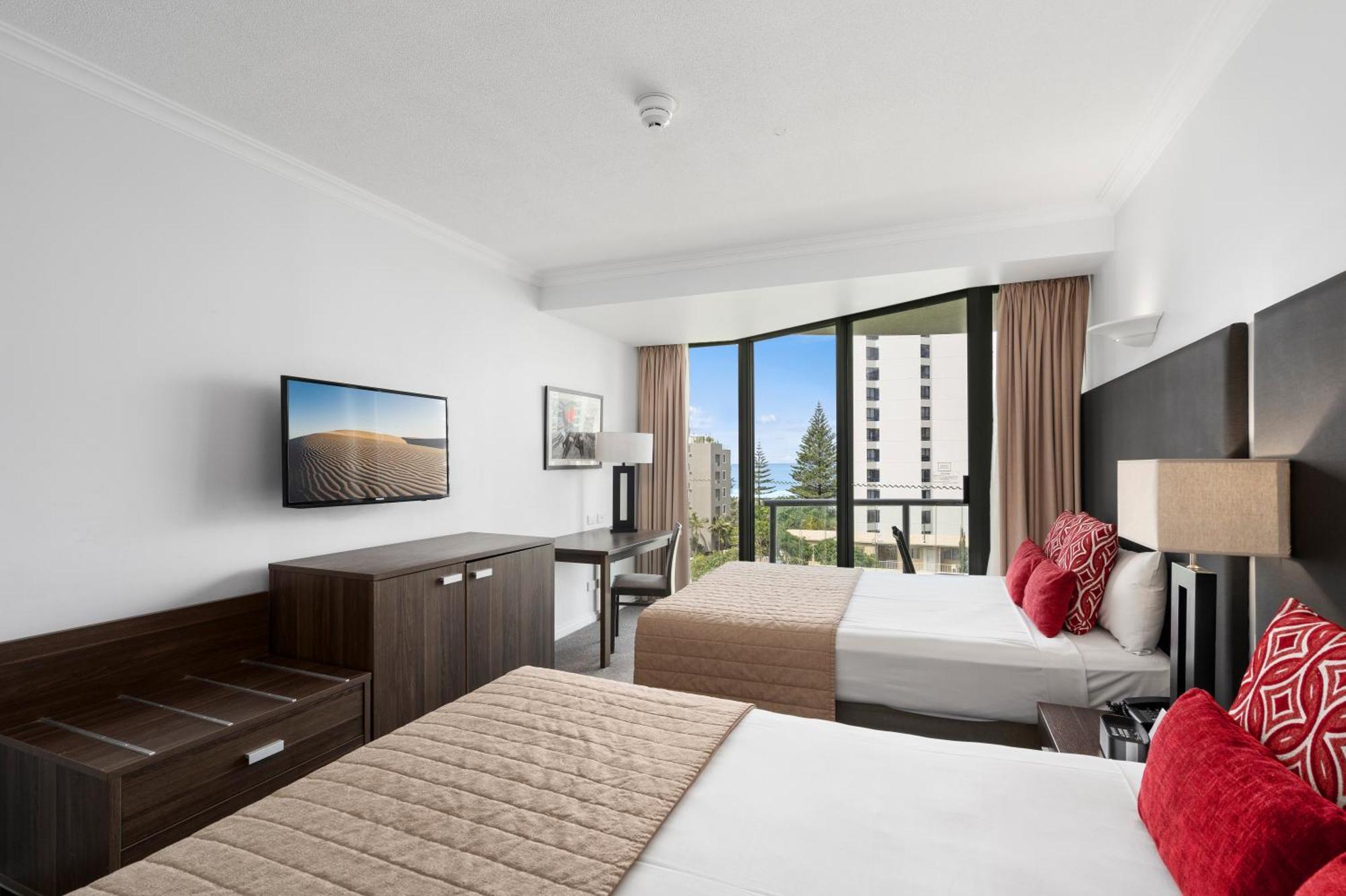 Legends Surfers Paradise Mid Week Madness Deal - Q Stay Gold Coast Bagian luar foto