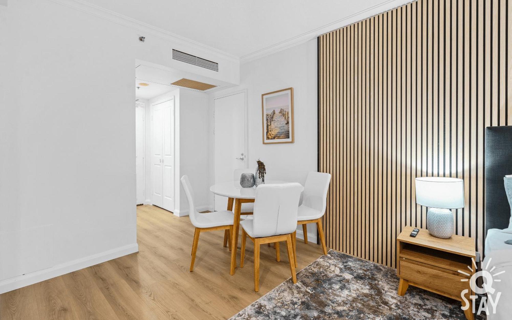 Legends Surfers Paradise Mid Week Madness Deal - Q Stay Gold Coast Bagian luar foto